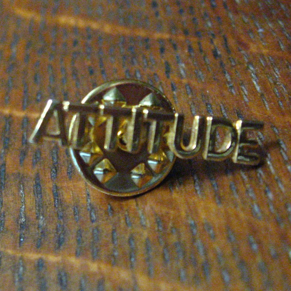 Attitude Gold Vintage Lapel Pin